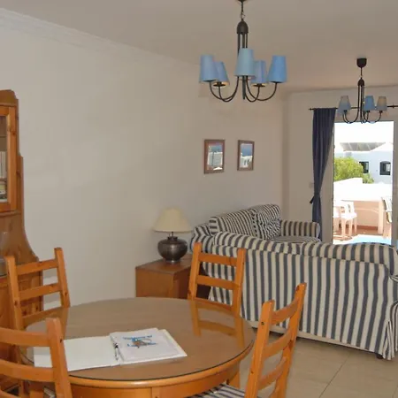Villa Casa De Salamo Siete - Great 2 Bedroom Family - Similar Units Available For Larger Groups Puerto del Carmen (Lanzarote)